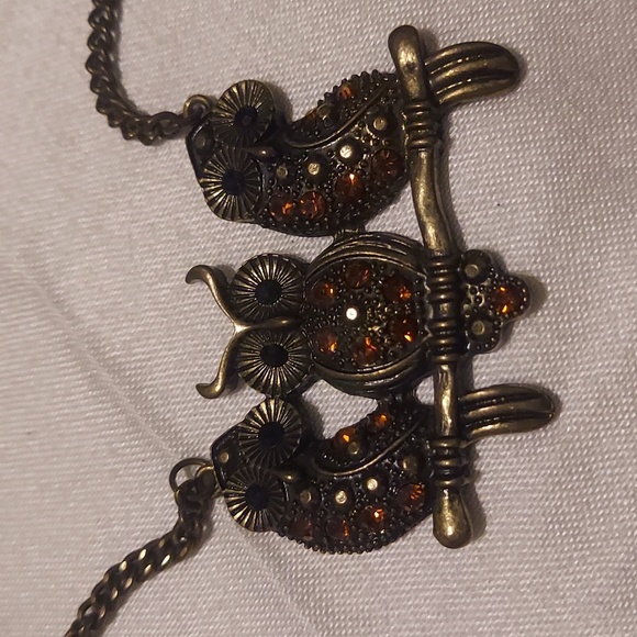 Three Wise Owls' Long Diamante Pendant Necklace In Burn Gold Metal - Picture 2 of 4